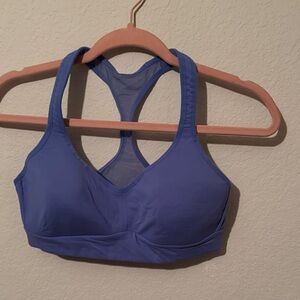 Lululemon Women's Blue Sports Bra size 6